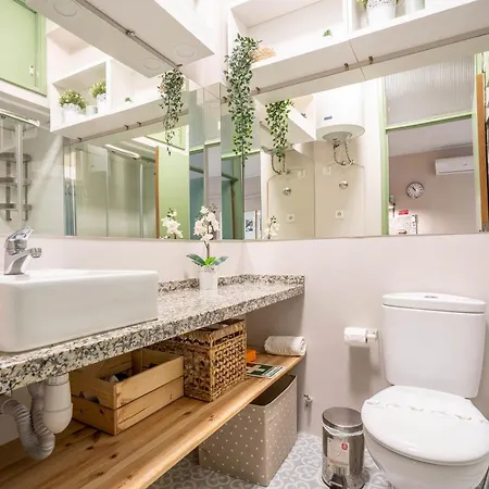 Santa Catarina W/ Terrace By Lovelystay Apartment *