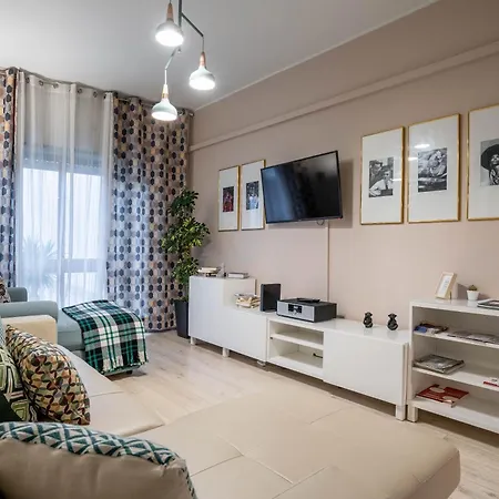 Santa Catarina W/ Terrace By Lovelystay * Porto